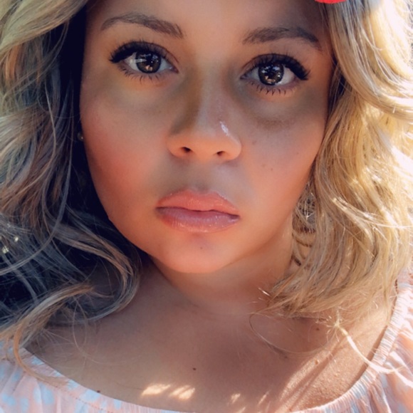 Meet your Posher, Chelsea - Picture 1 of 1